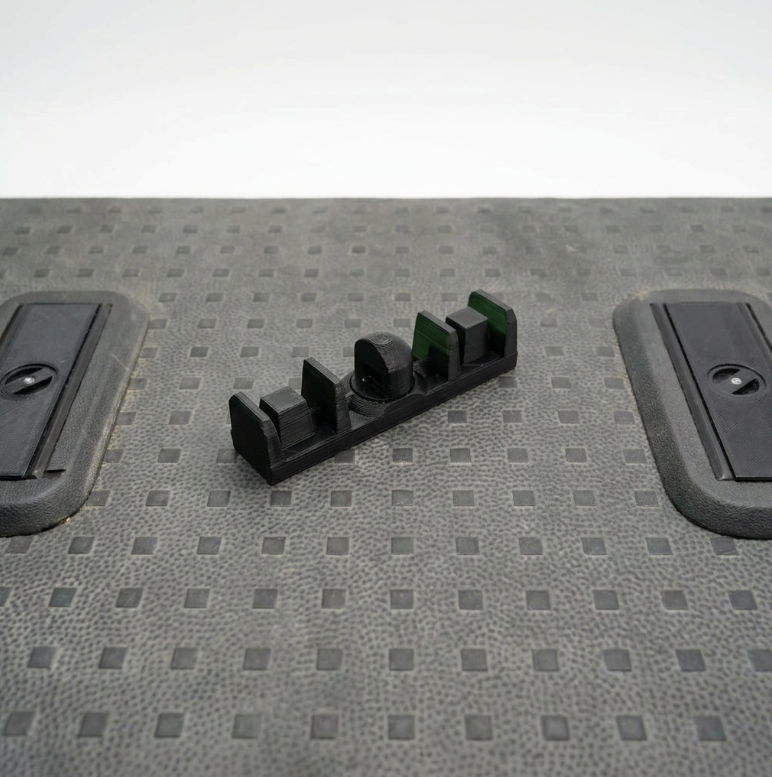 4x Sitzanker Set Abdeckung passend für VW T5 T6 T6.1 Sitzhalterung Kappe Schwarz