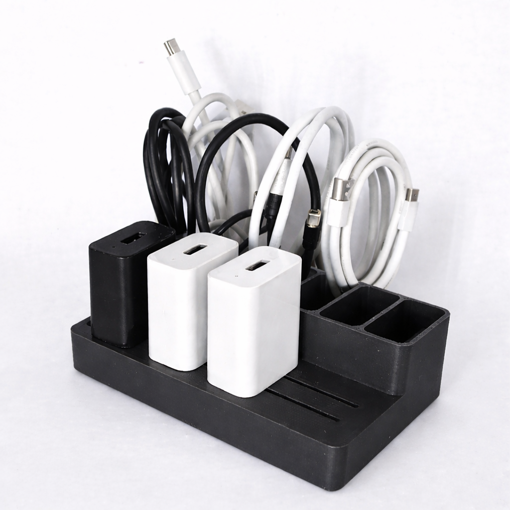 Schreibtisch Organizer für USB Kabel und Stecker