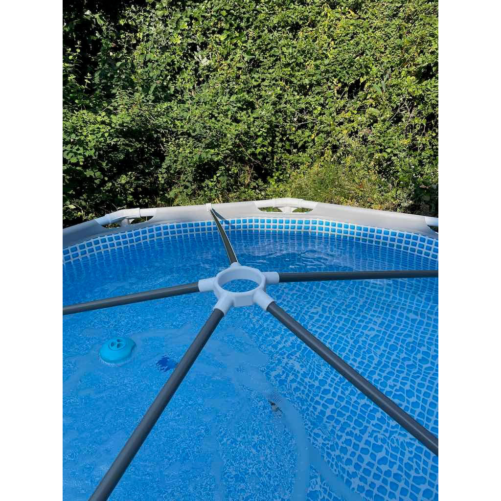 Halterung passend für Intex Poolabdeckung – im eingebauten Zustand, 3D-gedruckt von Parture