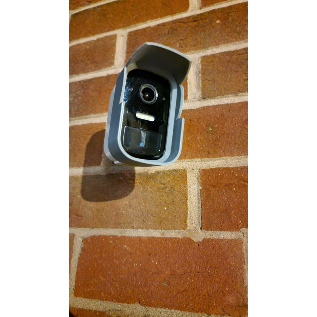 Abdeckung passend für EufyCam 2C – im eingebauten Zustand, 3D-gedruckt von Parture